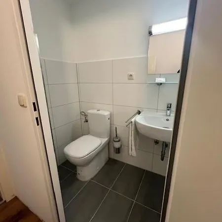 Post 15 Szálloda Braunau am Inn