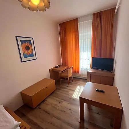 Post 15 2* Braunau am Inn